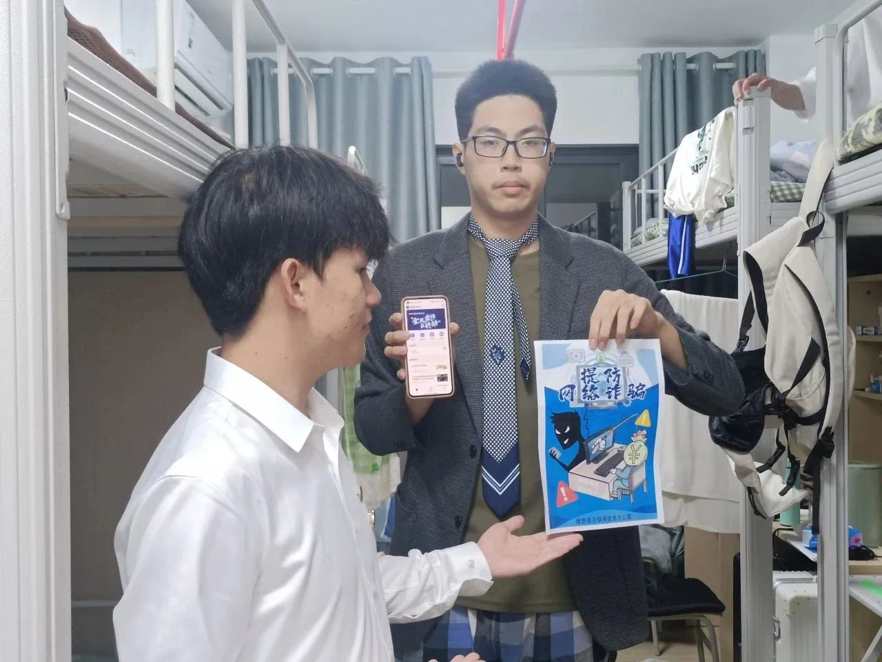 f660f8ecfe6333cd1e984cb8c8ea304.png f660f8ecfe6333cd1e984cb8c8ea304.png